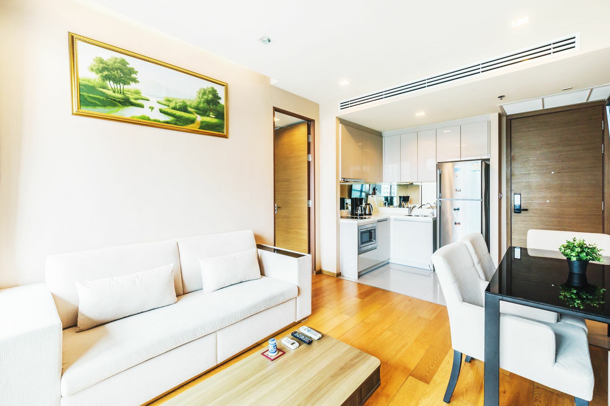 The Address Sathorn By Favstay Bangkok Eksteriør bilde